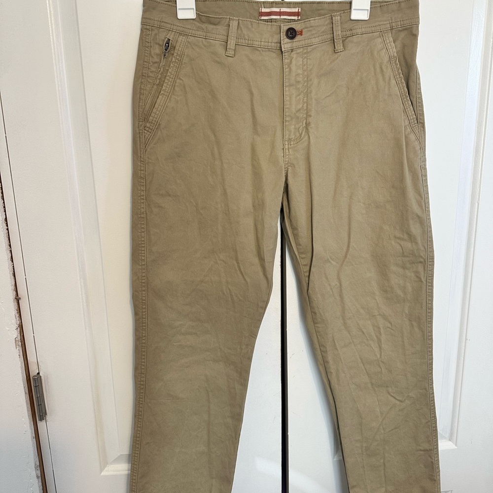 Men’s weatherproof vintage khakis